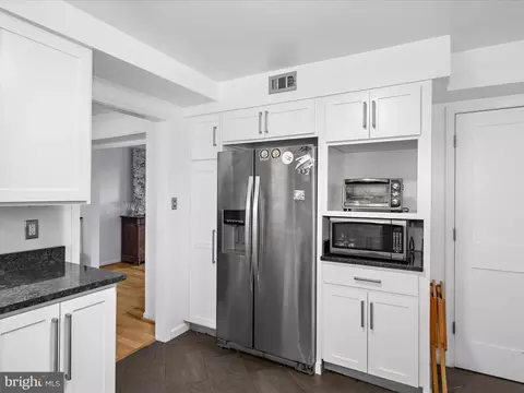 8230 Olney Ct, Pasadena, MD 21122 photo 15