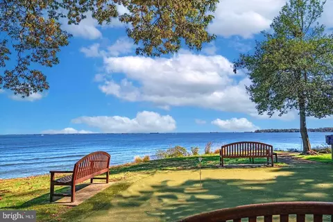 View/Area - 7101 Bay Front Dr #301, Annapolis, MD 21403 photo 5 of 19