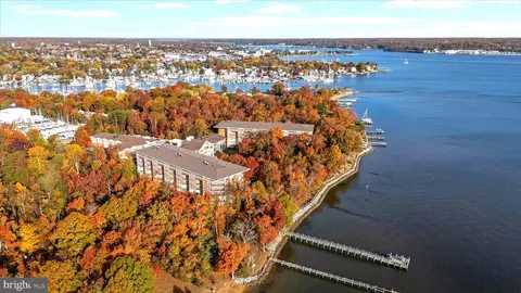 View/Area - 7101 Bay Front Dr #301, Annapolis, MD 21403 photo 1 of 19
