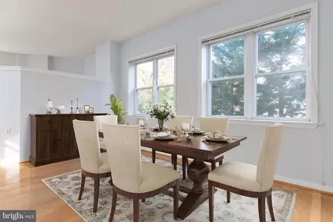 Dining - 7101 Bay Front Dr #301, Annapolis, MD 21403 photo 2 of 5