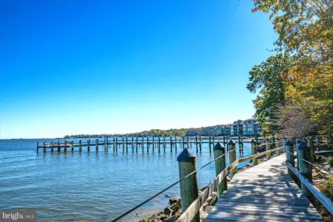 View/Area - 7101 Bay Front Dr #301, Annapolis, MD 21403 photo 10 of 19
