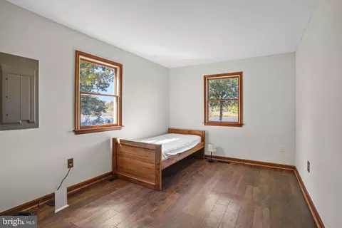 Bedroom - 1650 Cedar Ln, Shady Side, MD 20764 photo 1 of 6