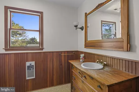 Bath - 1650 Cedar Ln, Shady Side, MD 20764 photo 1 of 1