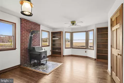 Living - 1650 Cedar Ln, Shady Side, MD 20764 photo 6 of 7