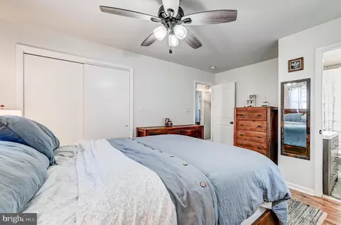 Bedroom - 1299 Montclair Dr, Pasadena, MD 21122 photo 2 of 4