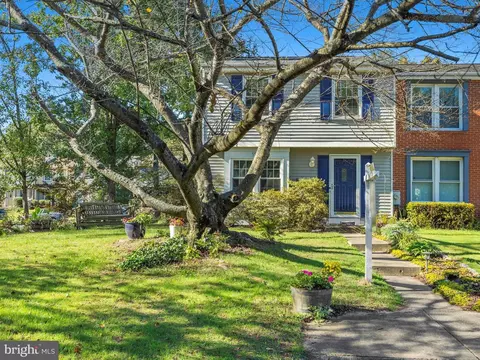 7900 Blue Anchor Ct, Pasadena, MD 21122