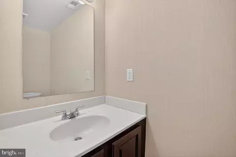 Entry Way - 266 Brock Bridge Rd, Laurel, MD 20724 photo 3 of 3