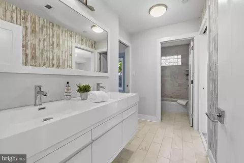 34 Johnson Rd, Pasadena, MD 21122 photo 32