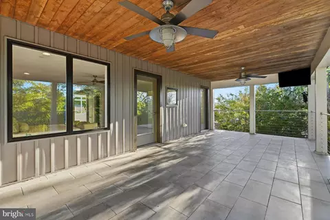 34 Johnson Rd, Pasadena, MD 21122 photo 29