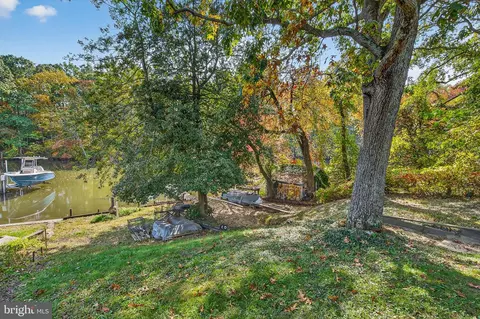 Exterior - 8198 Forest Glen Dr, Pasadena, MD 21122 photo 14 of 15