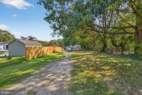 Other - 8198 Forest Glen Dr, Pasadena, MD 21122 photo 3 of 5