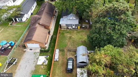 View/Area - 8198 Forest Glen Dr, Pasadena, MD 21122 photo 1 of 5