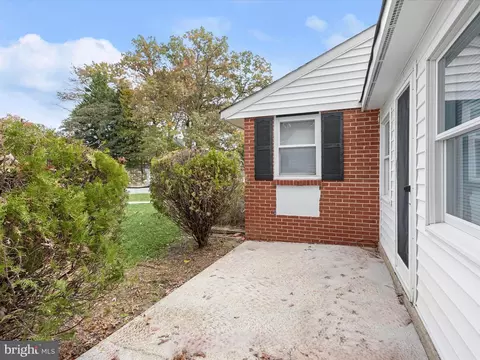 Exterior - 3 Park Ln, Annapolis, MD 21403 photo 4 of 11