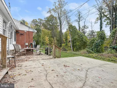 Exterior - 3 Park Ln, Annapolis, MD 21403 photo 7 of 11
