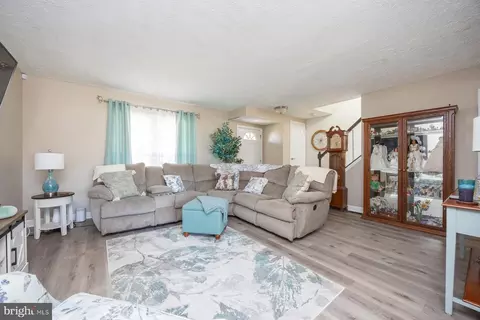 Other - 7954 Cobbler Ln, Pasadena, MD 21122 photo 4 of 8