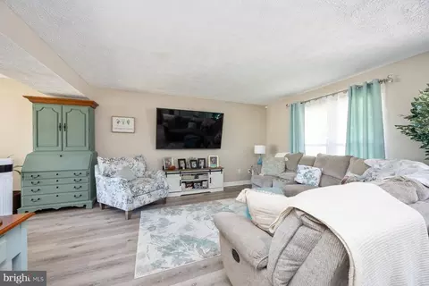 Other - 7954 Cobbler Ln, Pasadena, MD 21122 photo 3 of 8