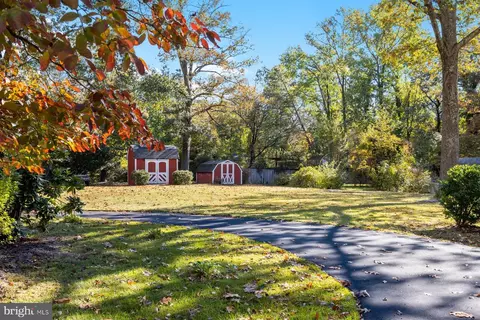 301 Light Street Ave, Pasadena, MD 21122 photo 29