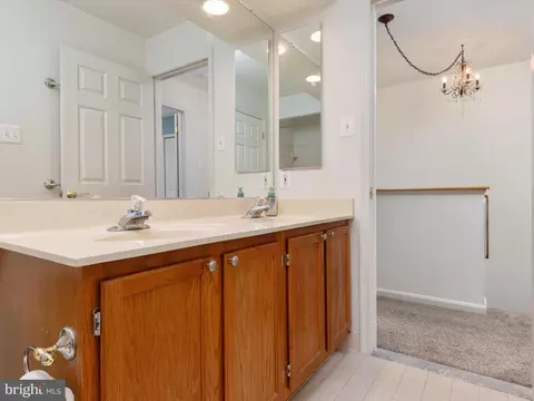 654 Lions Gate Ln, Odenton, MD 21113 photo 23