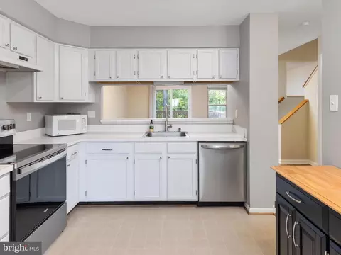 654 Lions Gate Ln, Odenton, MD 21113 photo 12