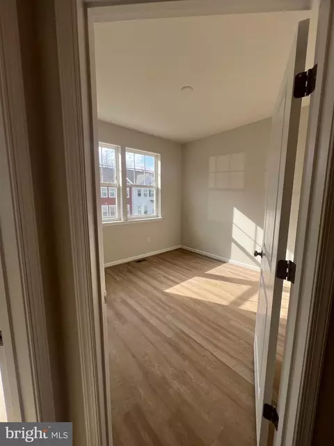 Entry Way - 3106 Laurel Hill Rd, Hanover, MD 21076 photo 3 of 3