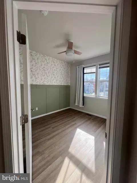 Entry Way - 3106 Laurel Hill Rd, Hanover, MD 21076 photo 2 of 3
