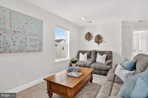 Entry Way - 606 James Walker Pl, Annapolis, MD 21401 photo 9 of 9