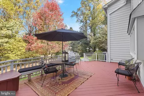 Exterior - 100 Asquithoaks Ln, Arnold, MD 21012 photo 6 of 20