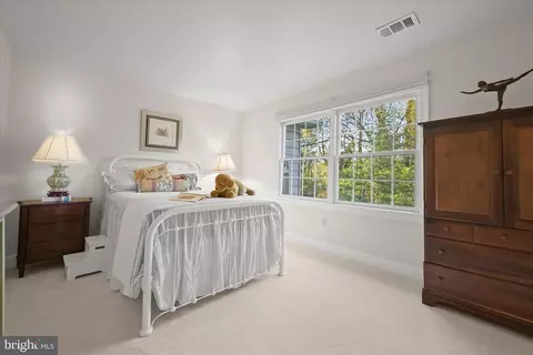 Bedroom - 100 Asquithoaks Ln, Arnold, MD 21012 photo 4 of 10