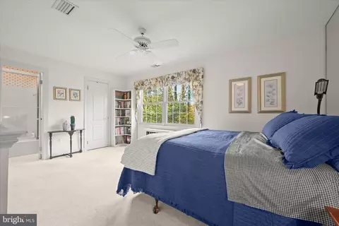 Bedroom - 100 Asquithoaks Ln, Arnold, MD 21012 photo 7 of 10