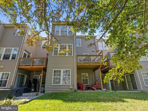 Exterior - 78 Two Rivers Dr, Edgewater, MD 21037 photo 5 of 6