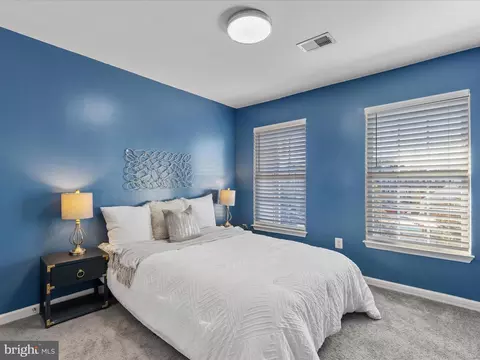 Bedroom - 78 Two Rivers Dr, Edgewater, MD 21037 photo 4 of 7