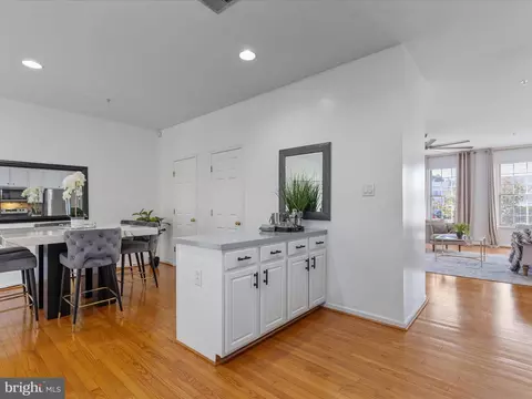 Entry Way - 78 Two Rivers Dr, Edgewater, MD 21037 photo 4 of 5