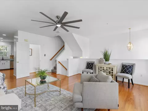 Living - 78 Two Rivers Dr, Edgewater, MD 21037 photo 4 of 4