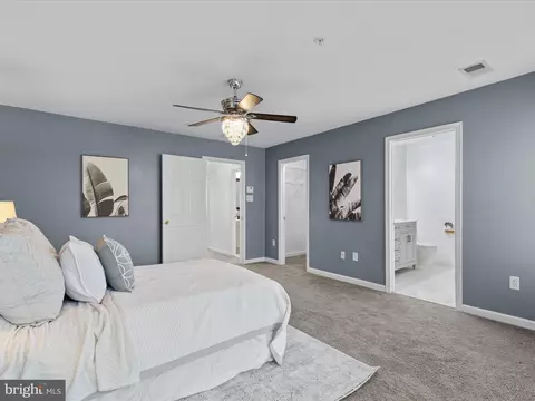 Bedroom - 78 Two Rivers Dr, Edgewater, MD 21037 photo 3 of 7