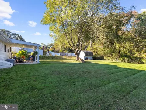Exterior - 14 Brookview Ave, Pasadena, MD 21122 photo 10 of 14