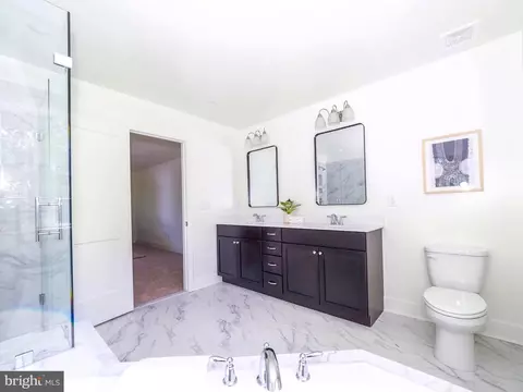 Bath - 772 209th St, Pasadena, MD 21122 photo 1 of 3