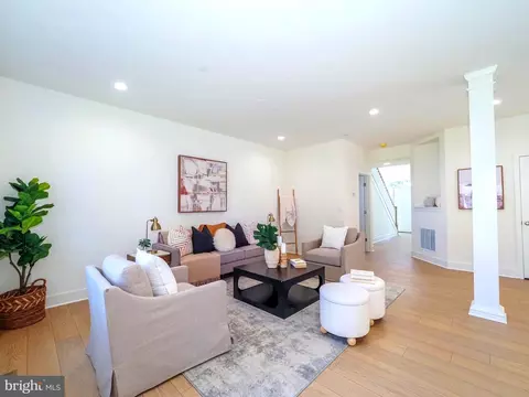 Living - 772 209th St, Pasadena, MD 21122 photo 2 of 2