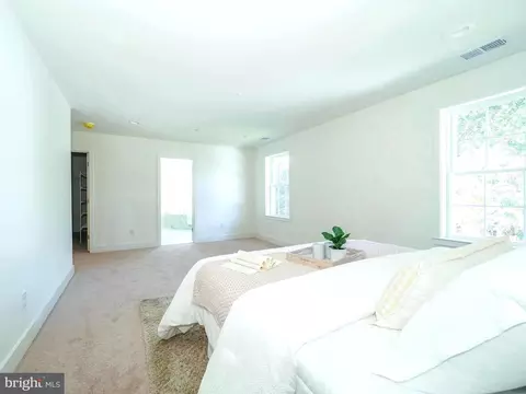 Bedroom - 772 209th St, Pasadena, MD 21122 photo 1 of 6