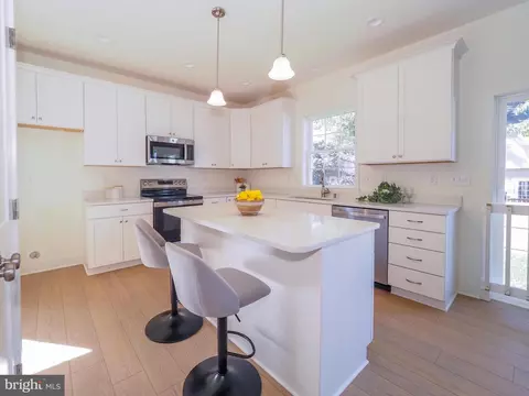 Kitchen - 772 209th St, Pasadena, MD 21122 photo 1 of 4