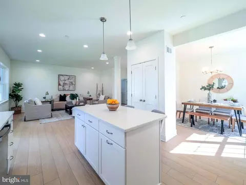 Entry Way - 772 209th St, Pasadena, MD 21122 photo 1 of 5