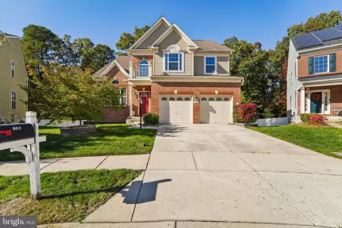 902 Boatwright Dr, Glen Burnie, MD 21060