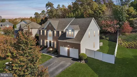 8011 Horicon Point Dr, Millersville, MD 21108