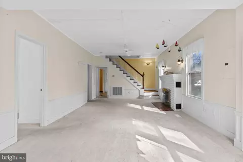 Living - 6008 Allwine Ave, Deale, MD 20751 photo 1 of 4