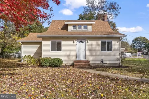 6008 Allwine Ave, Deale, MD 20751