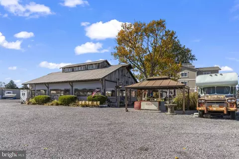 Exterior - 6008 Allwine Ave, Deale, MD 20751 photo 7 of 7