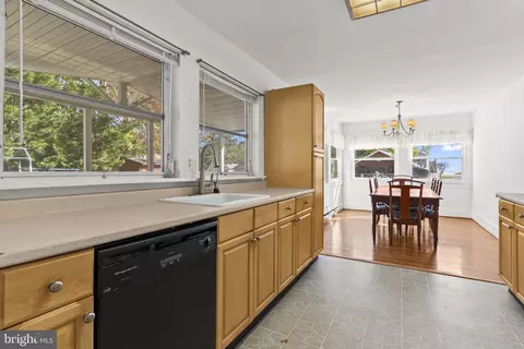 Kitchen - 6008 Allwine Ave, Deale, MD 20751 photo 2 of 2