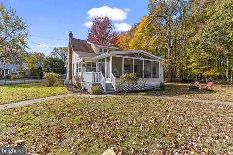 Exterior - 6008 Allwine Ave, Deale, MD 20751 photo 3 of 7