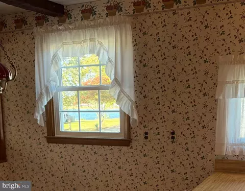 8413 Bedford Rd, Pasadena, MD 21122 photo 35