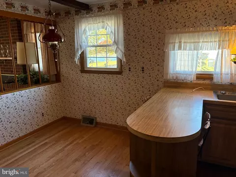 8413 Bedford Rd, Pasadena, MD 21122 photo 34