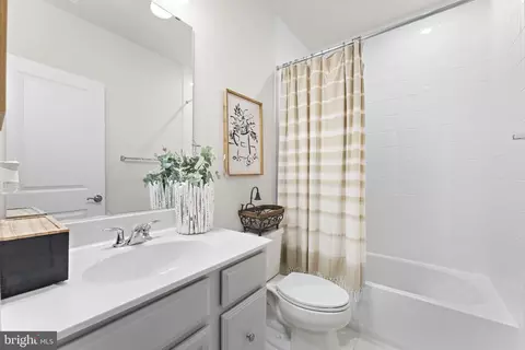 8357 Meadowood Dr, Hanover, MD 21076 photo 48